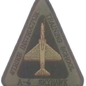 a-4_skyhawk_strike_instructor.jpg