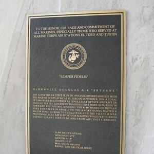skyhawk-plaque-160031-9sep08.jpg