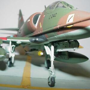 model-148262-a4p-c242-2_earl-hosmer.jpg