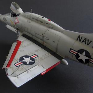 model-150058-va195-nm513-lengyel-e.jpg