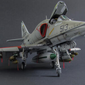 model-150058-va195-nm513-lengyel-k.jpg