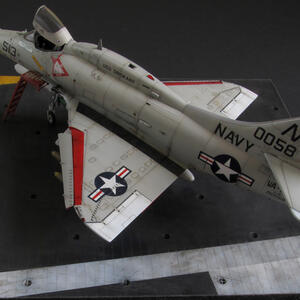 model-150058-va195-nm513-lengyel-l.jpg
