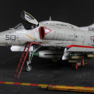 model-150058-va195-nm513-lengyel-n.jpg