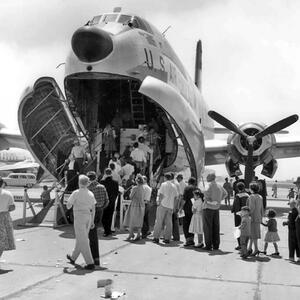 c-124-06mar56-douglas-es-144151.jpg