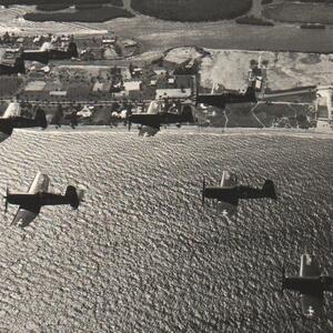 f4u-gagl.jpg