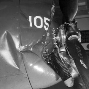 f8f-1-1947-48-vf-11a-v-105-qba4-25.jpg