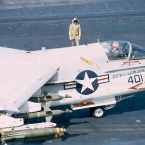 va147-ng401-1971-72-a7e_george-shattuck.jpg