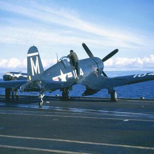 vf1b_f4u4.jpg