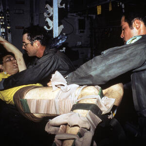 150056-vc5-08jun84-cubi-crash-patenkopf-rescue-67.jpeg