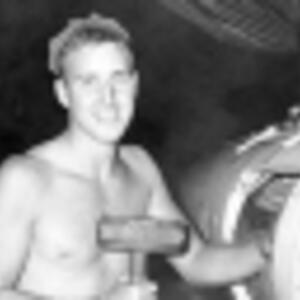 baumbeck-gun pod-repair.jpg