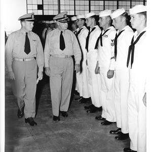 fagu-lcdr--alvin-r--lyle--vadm-martin-26may1952_lyle.jpg