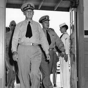 fagu-vadm-martin-lcdr-lyle-26may52_lyle.jpg