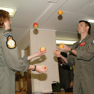 fgoff-kelly-logue-12nov01-oh-01-0720-03-1112--2243.jpg