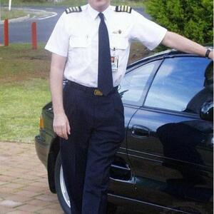 john-bartels-qantas-captain-200x.jpg