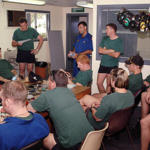 shift-one-14nov01-rnzaf-oh-01-0720-19-1114-1845.jpg