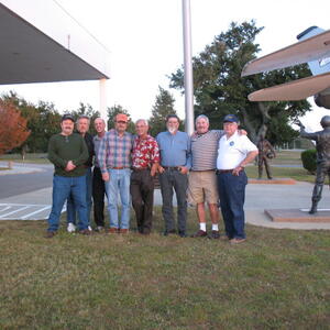 va163-164-reunion07-1.jpg