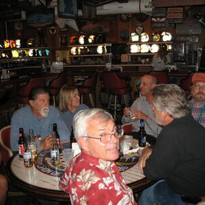 va163-164-reunion07-3.jpg