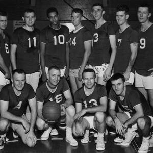va93-62-b-ball-mod755.jpg