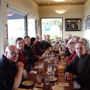 board2009-hornet-alameda-meal5_collen-smith_bear.jpg
