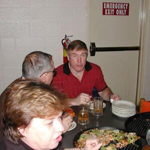 feb04boardmtg19_2.jpg