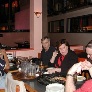 feb04boardmtg34_2.jpg