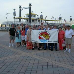 va15-05reunion2-mcmanus.jpg