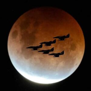 Scooters and the lunar eclipse